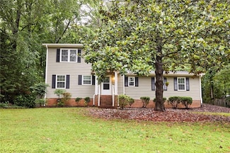 1718 Country Park Way, Lawrenceville, GA 30043