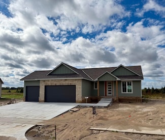 3513 S Bluelake St, Wichita, KS 67215