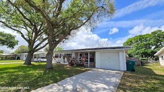 848 Clarke Ave, Melbourne, FL 32935