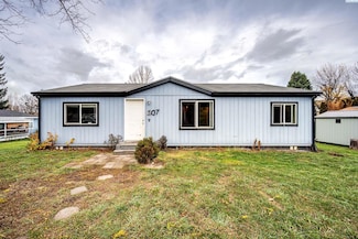 107 N B St, Albion, WA 99102