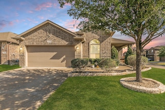 1953 Velarde Rd, Fort Worth, TX 76131