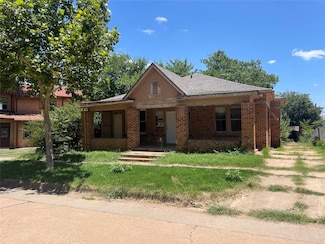 705 Warford St, Wichita Falls, TX 76301