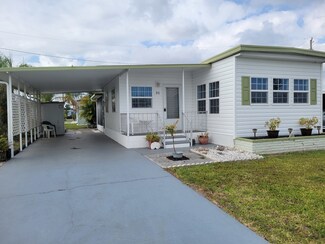 31 Jasmine Ave, Palmetto, FL 34221