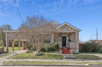 2140 Louisa St, New Orleans, LA 70117
