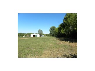 14517 S Outer Belt Extension, Lone Jack, MO 64070