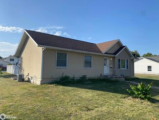 2217 S Central Ave, Burlington, IA 52601