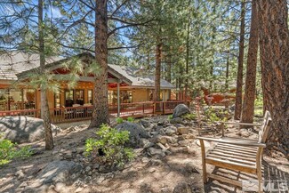 300 Black Pine Dr, Reno, NV 89511