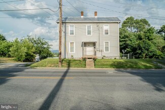 654 N Liberty St, Harrisonburg, VA 22802