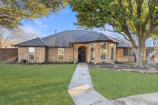 2227 Diamond Oaks Dr, Garland, TX 75044