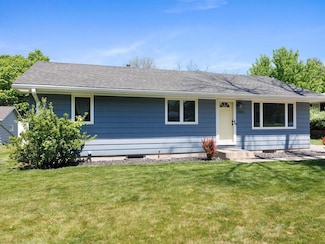 10308 Belmont Rd, Hopkins, MN 55305