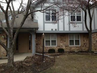 186 Hemingway Ct Unit 248, Vernon Hills, IL 60061