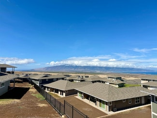 151 Mulehu St Unit 105, Makawao, HI 96768