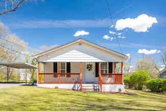 226 Park St, Rossville, GA 30741