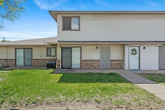 8724 W University St, Wichita, KS 67209