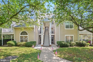 919 Hillside Lake Terrace Unit 310, Gaithersburg, MD 20878