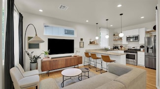 510 Blackson Ave Unit 2, Austin, TX 78752