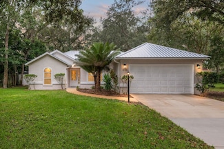 240 Jasmine Rd, Saint Augustine, FL 32086