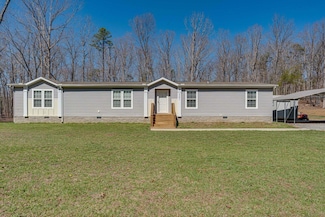 2201 Blain Smith Rd, Graysville, TN 37338