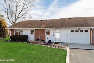 696 Plymouth Dr Unit B, Lakewood Township, NJ 08701