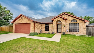 1228 Meadow Glen, Crowley, TX 76036