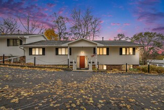 2220 Banner Ct SW Unit 1, Wyoming, MI 49509