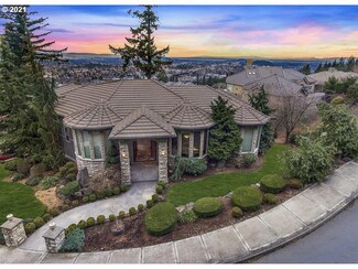 10369 SE Quail Ridge Dr, Happy Valley, OR 97086