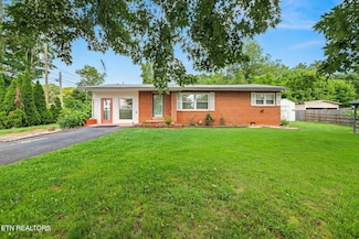 132 County Road 79, Riceville, TN 37370