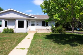 327 11th Ave E, Alexandria, MN 56308