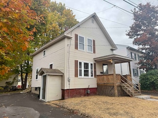 7 Riverside Ct, Laconia, NH 03246