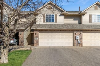 6486 Lower 35th St N, Saint Paul, MN 55128