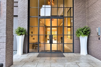 717 S Riverside Dr Unit 1203, Memphis, TN 38103