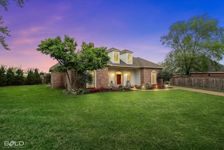 1505 Old River Cir, Shreveport, LA 71105