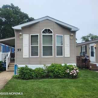 57 Shorehaven Rd, Hazlet, NJ 07730