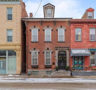 1111 Liverpool St, Pittsburgh, PA 15233