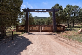 6 Padre Canyon, Glorieta, NM 87535