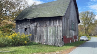 494 Shadigee Creek Rd, Starrucca, PA 18462