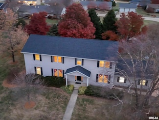 1218 Joseph St, Macomb, IL 61455