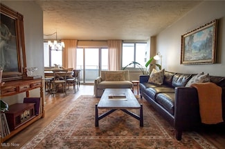 12900 Lake Ave Unit 1915, Lakewood, OH 44107