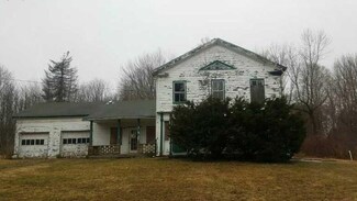 407 Valley Rd, Pulaski, NY 13142