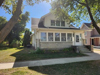 203 W Broadway St, Stanwood, IA 52337