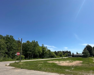 530 E Avenue A, Newberry, MI 49868
