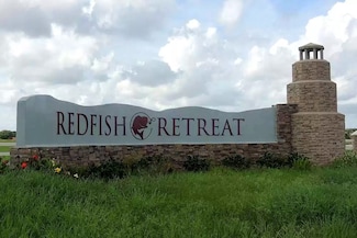 21 Redfish Retreat Dr, Port Lavaca, TX 77979