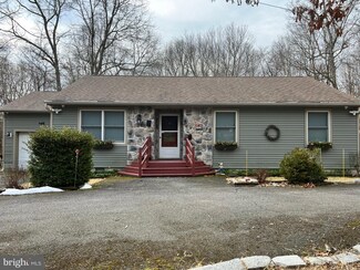 148 Maple Rd, Blakeslee, PA 18610