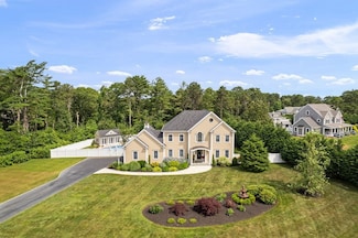 17 Norse Pines Dr, East Sandwich, MA 02537