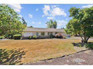 2424 Glenmorrie Dr, Lake Oswego, OR 97034