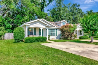 8111 Heirloom Dr, Pensacola, FL 32514