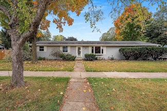 1779 9th St, Green Bay, WI 54304