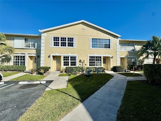 222 Foxtail Dr Unit E, Greenacres, FL 33415