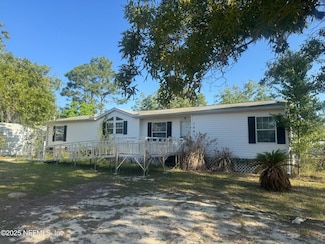 124 Holly Hill Ln, Hawthorne, FL 32640