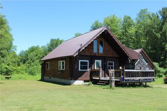 14 Shortcut Rd, Fulton, NY 13069